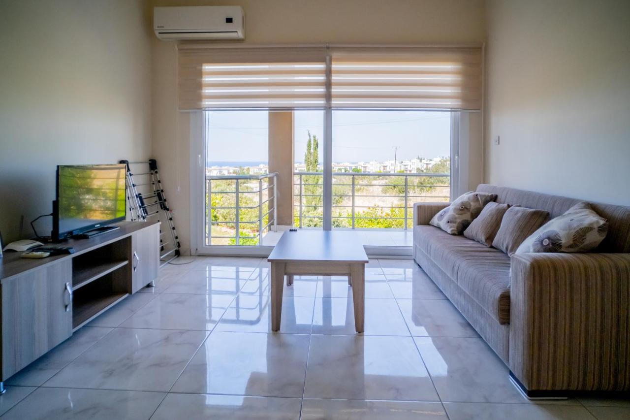 كيرينيا Spacious Two-Bedroom Apartment In Amazing Residence Escape Homes المظهر الخارجي الصورة