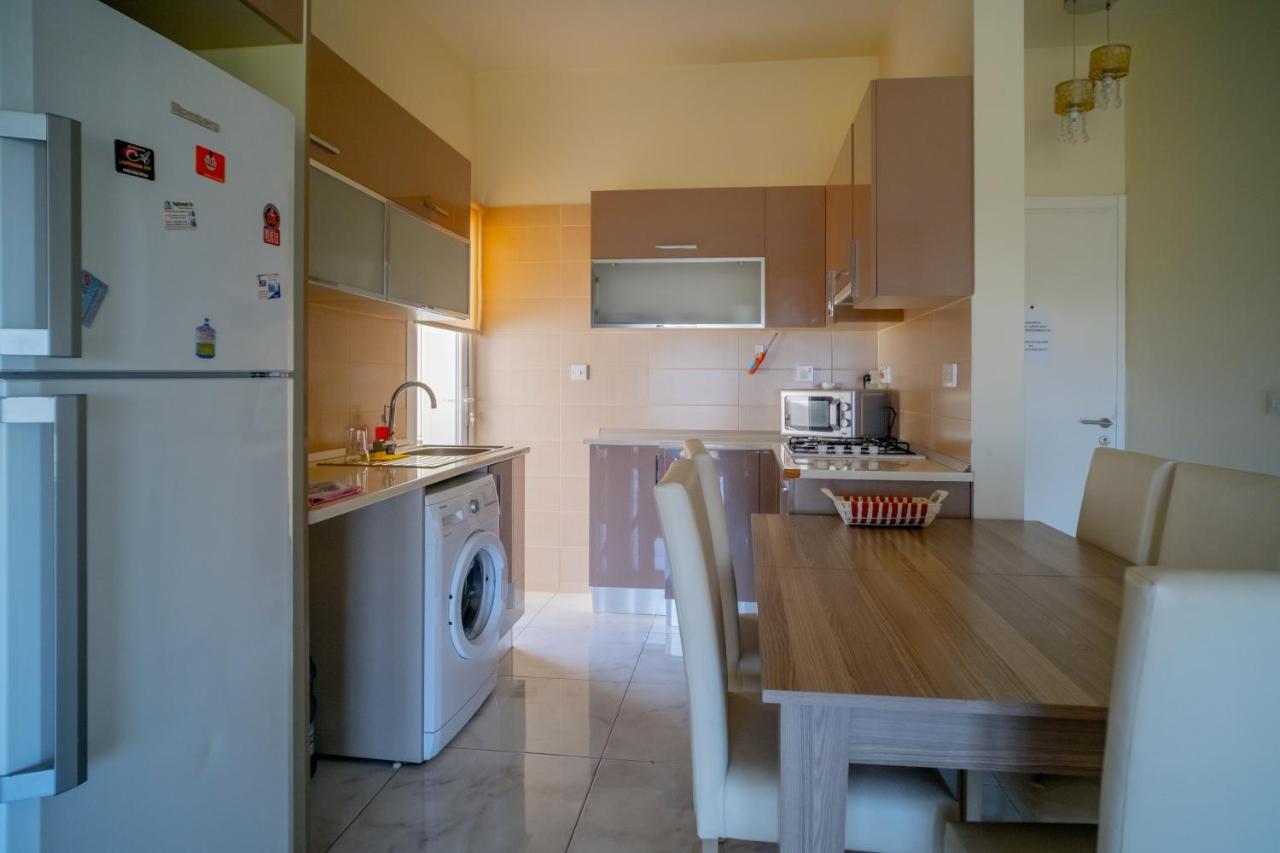 كيرينيا Spacious Two-Bedroom Apartment In Amazing Residence Escape Homes المظهر الخارجي الصورة