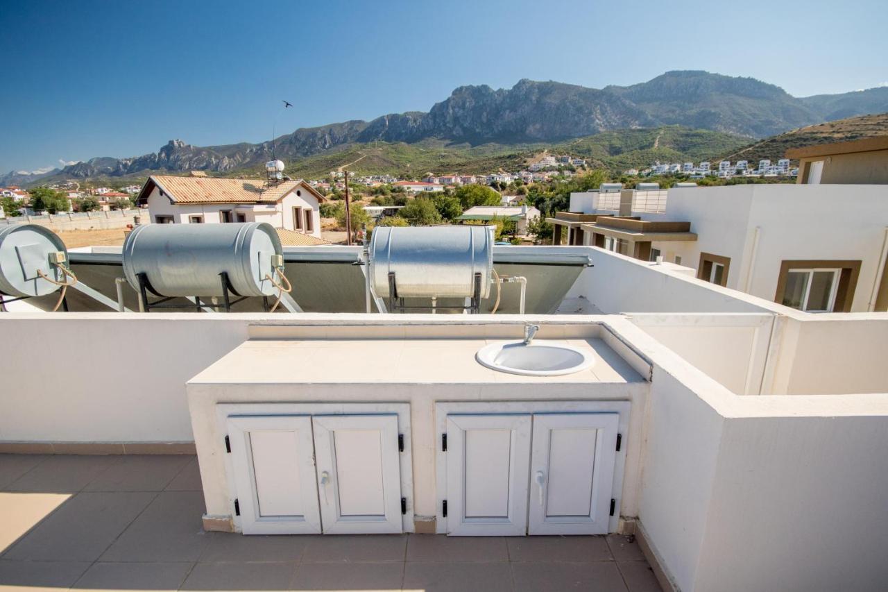 كيرينيا Spacious Two-Bedroom Apartment In Amazing Residence Escape Homes المظهر الخارجي الصورة