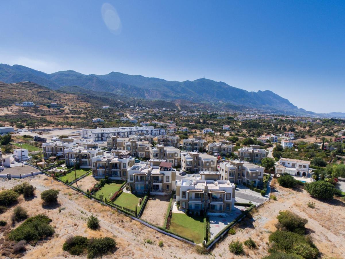 كيرينيا Spacious Two-Bedroom Apartment In Amazing Residence Escape Homes المظهر الخارجي الصورة