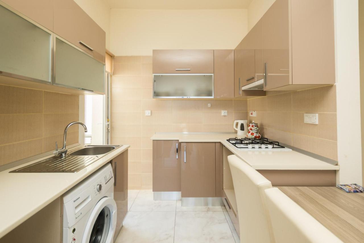 كيرينيا Spacious Two-Bedroom Apartment In Amazing Residence Escape Homes المظهر الخارجي الصورة
