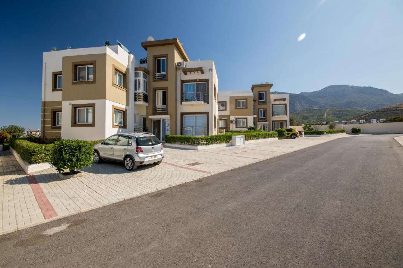 كيرينيا Spacious Two-Bedroom Apartment In Amazing Residence Escape Homes المظهر الخارجي الصورة