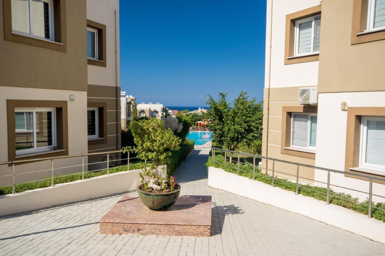 كيرينيا Spacious Two-Bedroom Apartment In Amazing Residence Escape Homes المظهر الخارجي الصورة