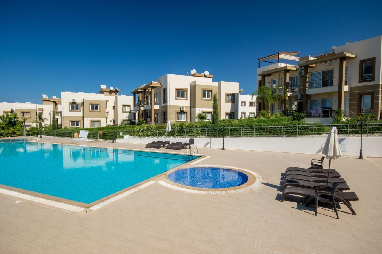كيرينيا Spacious Two-Bedroom Apartment In Amazing Residence Escape Homes المظهر الخارجي الصورة